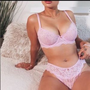 SAVAGE X FENTY UNICORN LAVENDER PINK SET